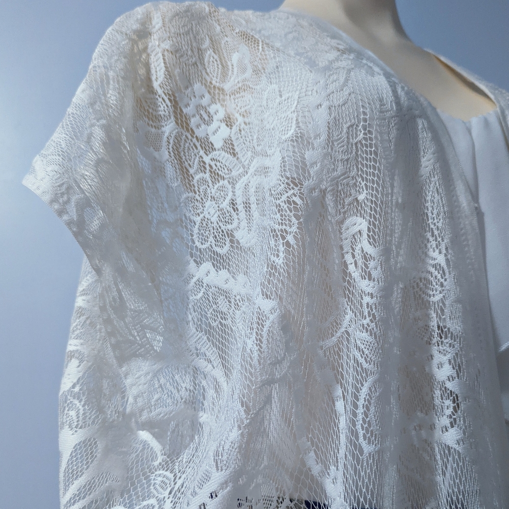 | Women's | White Lace Kimono | OS - Picture 3 of 11
